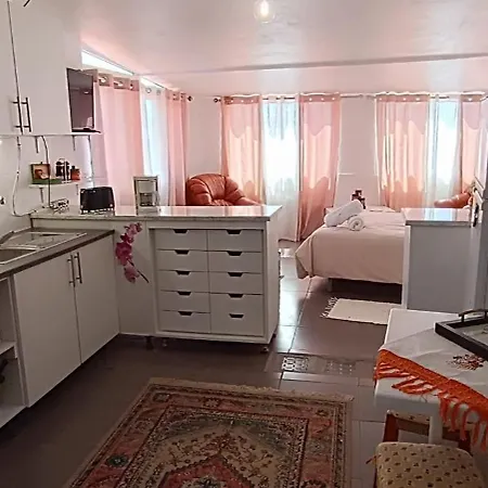 Δωμάτια σε οικογενειακή κατοικία O Campo Na *